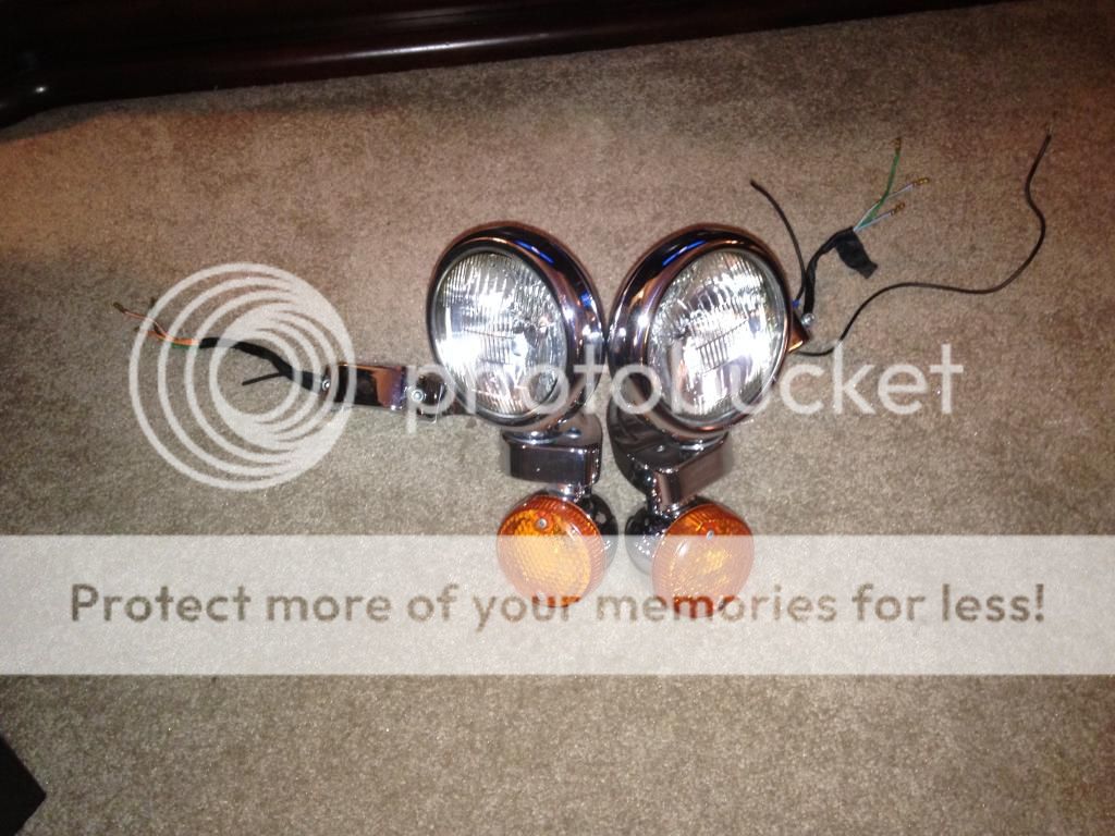 SOLD Cobra Light Bar with Lights & Turn Signals